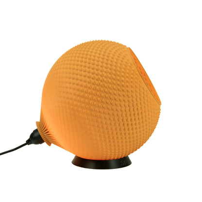 Baguio tafellamp in oker geel, 28 cm, zijaanzicht